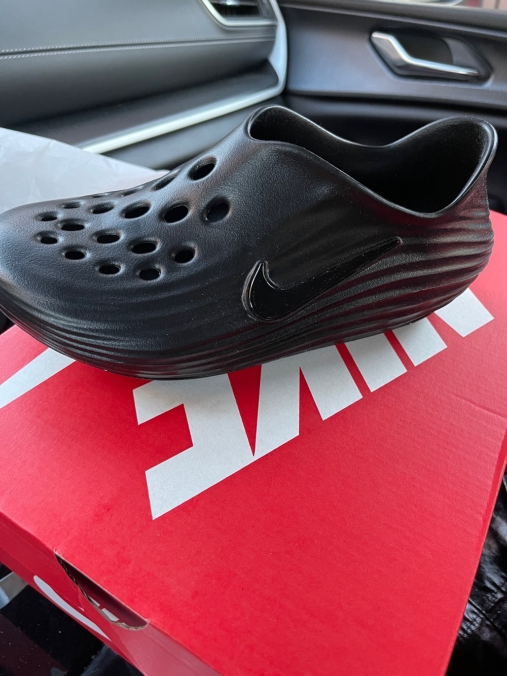 Nike Reactx Rejuvens Black Ventilated Foam Clog w/Gloss Swoosh Size 7W/6M New - Picture 10 of 16